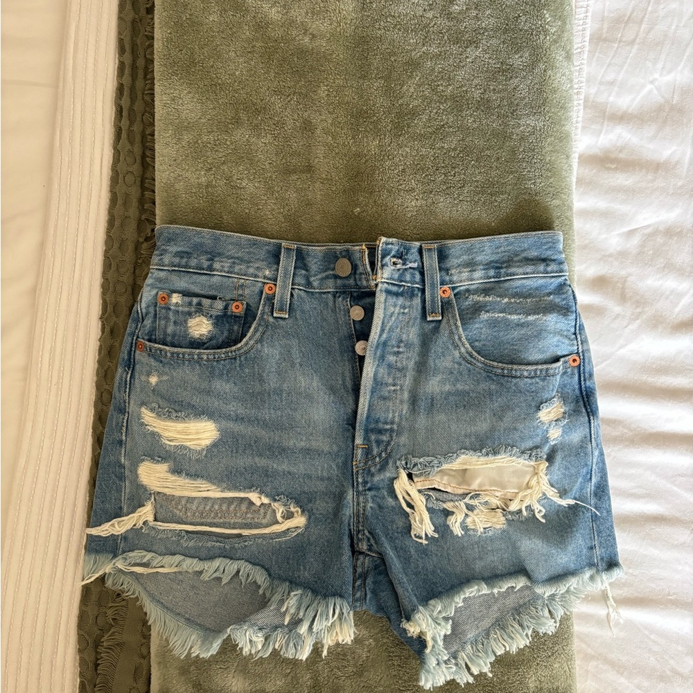Levi Distressed Shorts